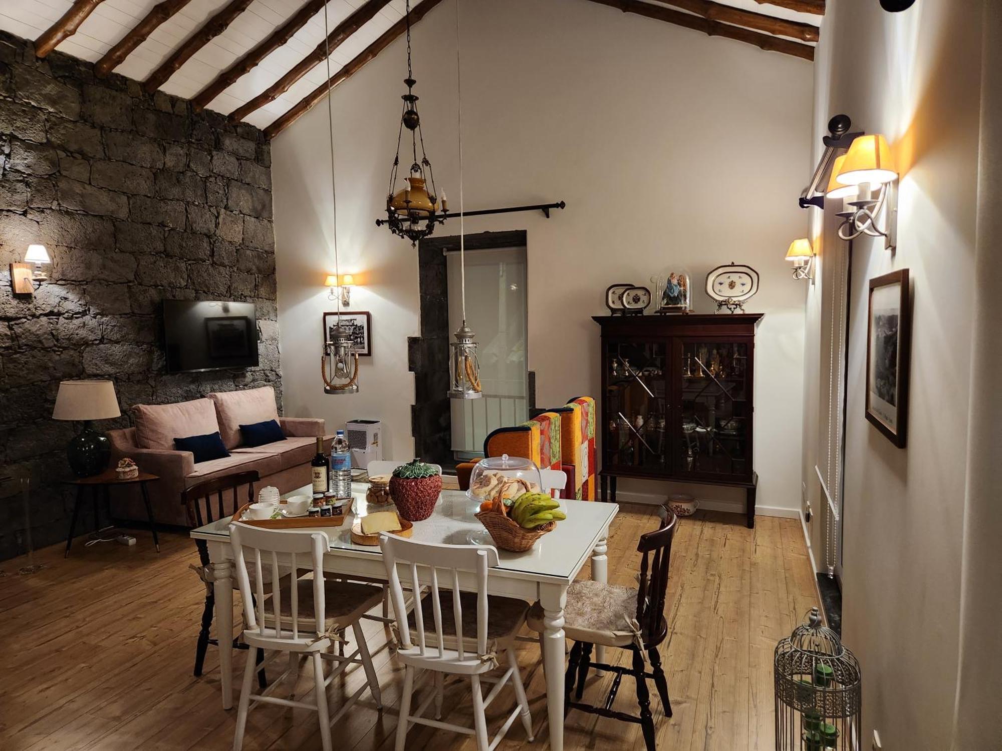 Casas De Campo Lomba D' Agua - Turismo Rural Candelária الغرفة الصورة